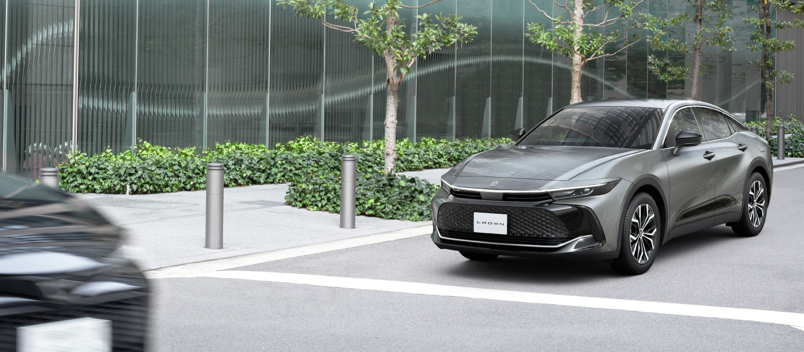 トヨタ　クラウン　現車確認できる方お願い致します クラウン（トヨタ）の車検費用 | 安くて速い「車検の速太郎」