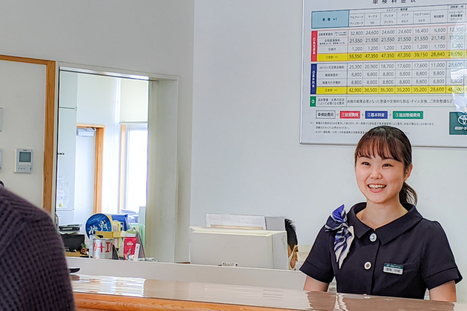 店舗スタッフ3